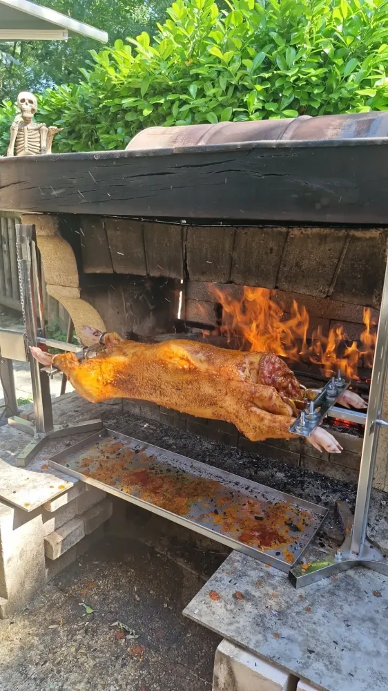 Cochon broche